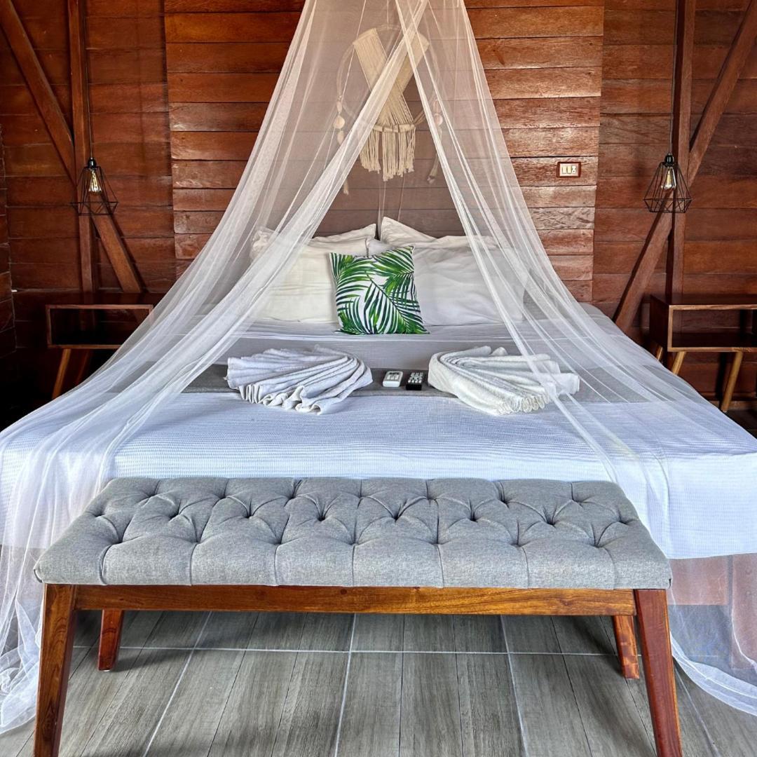 Ecoco Holbox - Ecochic - Cabanas De Madera - Holbox Retreat Exterior photo